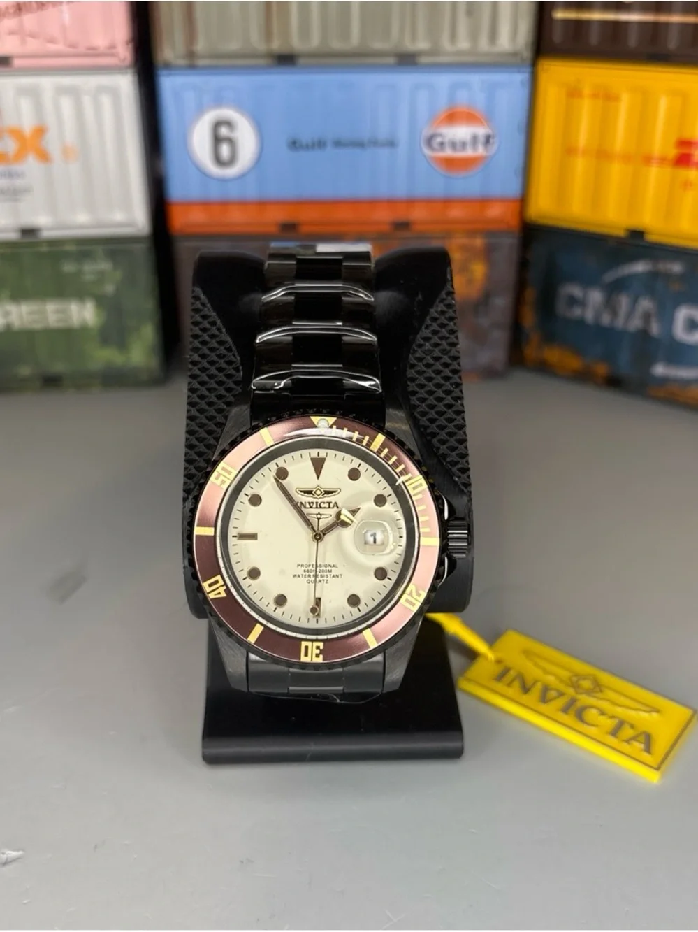 Invicta Pro Diver Black Bracelet Watch with Cream Dial and brown bezel 40mm